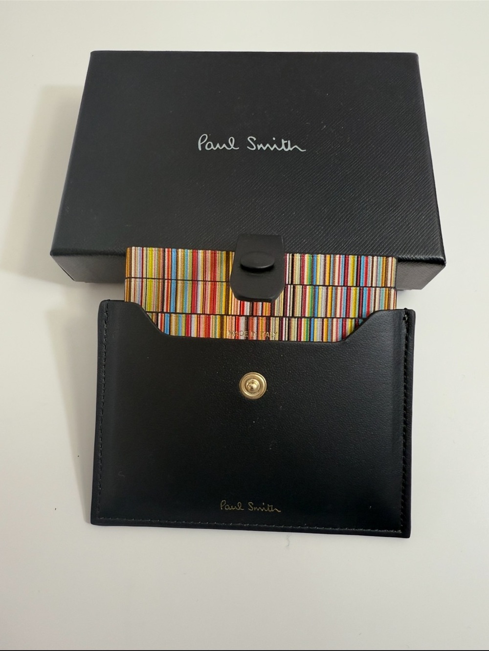 Paul Smith
Black Leather Credit Hard Holder With ‘Signature Stripe’ Pull Out - Picture 11 of 14